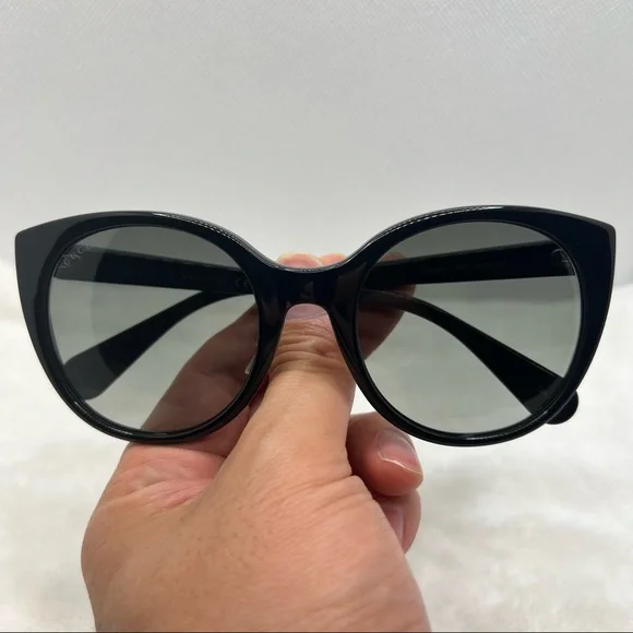 Gucci Sunglasses New Authentic Classic Black Cat-eye Sunglasses Gucci GG1862S 001 Sunglasses - US main image 3